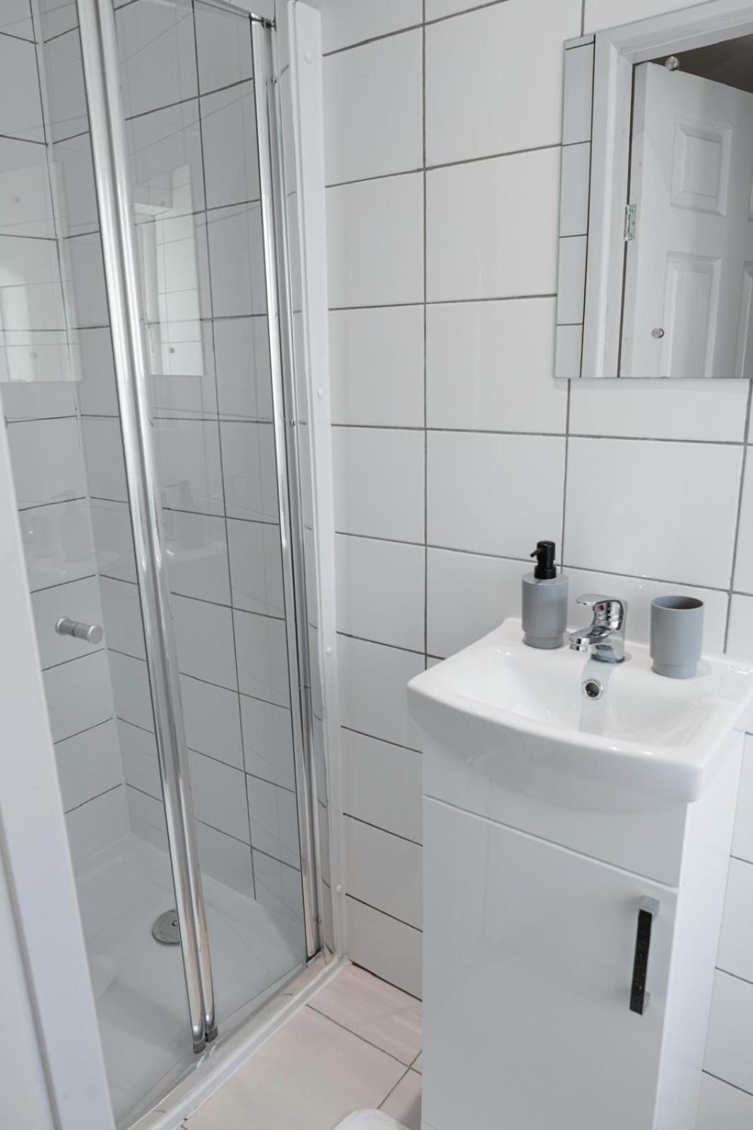 Cosy Ensuite Bedroom I 5Min Walk From Bramall Lane Stadium Sheffield Exteriör bild