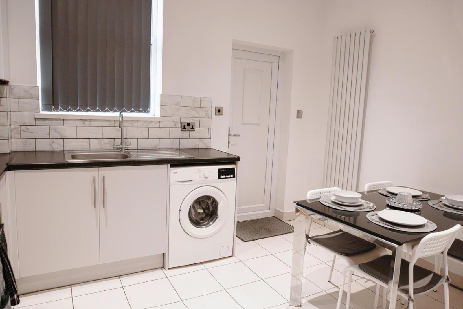 Cosy Ensuite Bedroom I 5Min Walk From Bramall Lane Stadium Sheffield Exteriör bild